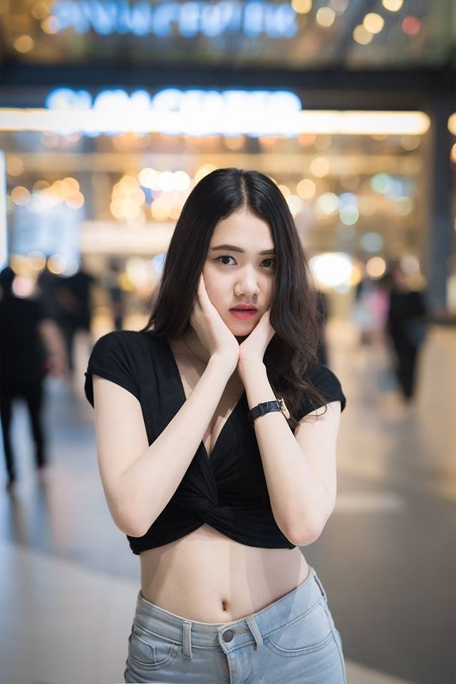 คลิปหลุดนักศึกษามอดังโชว์หี